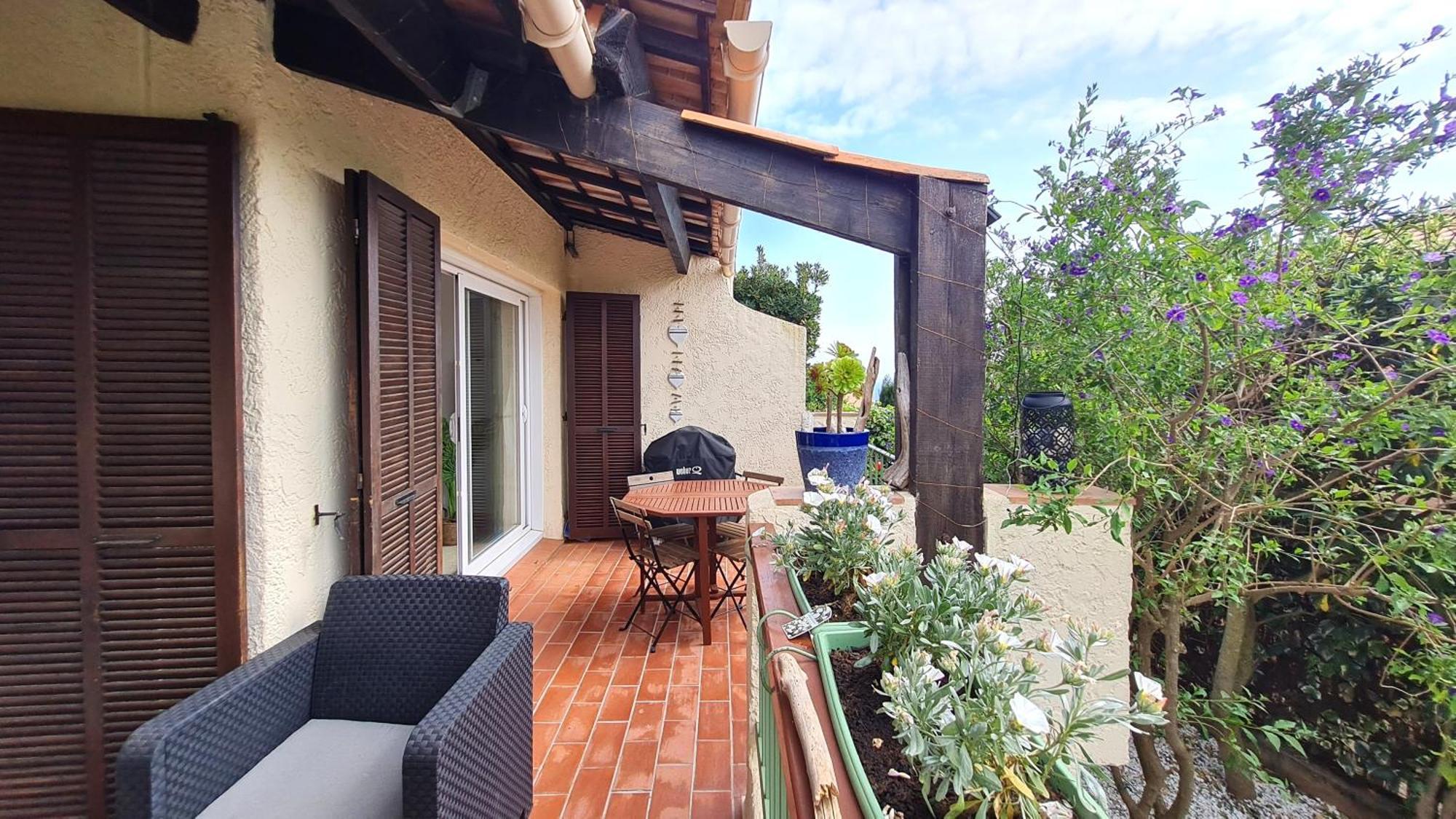 Bel Appartement Renove, Avec Terrasse Et Piscine Ла-Круа-Вальме Екстер'єр фото